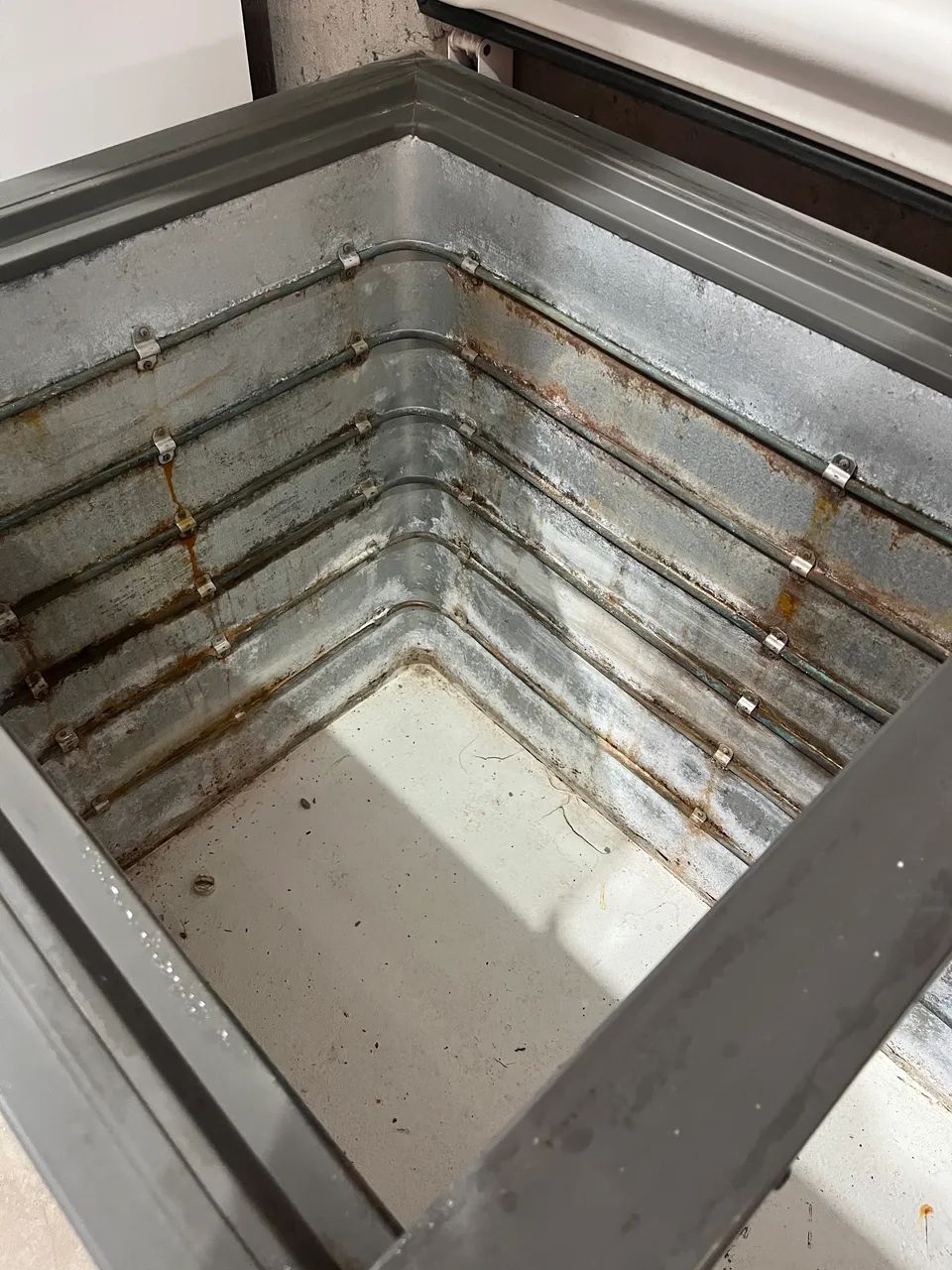 FREEZER À VENDA- FUNCIONANDO PERFEITAMENTE  - Foto 5