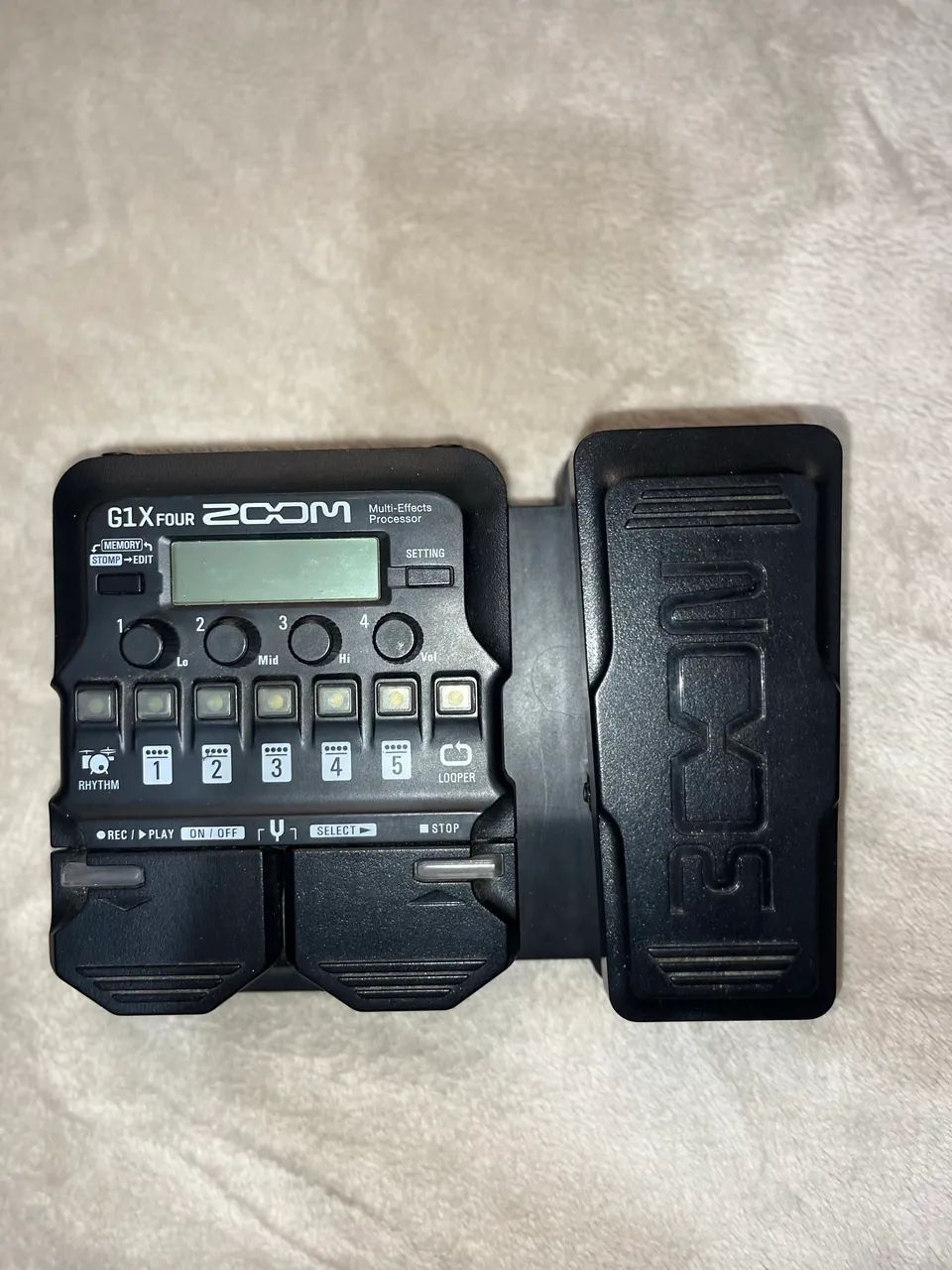 Pedaleira G1x Four - Multi-Effects Processor