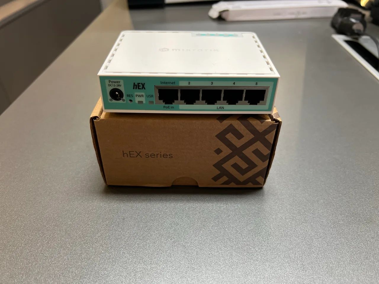 MikroTik Routerboard E50UG hEX 950mhz 512mb E50 L4 - Foto 4