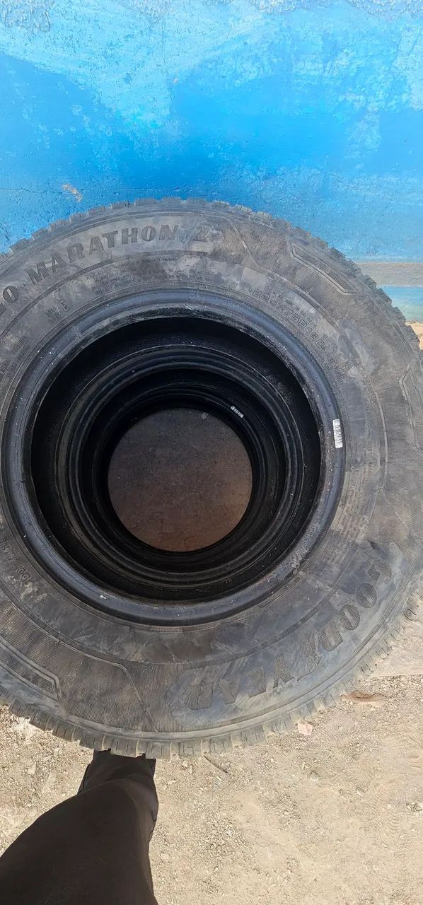 Pneus 225/75 16C  - Foto 4
