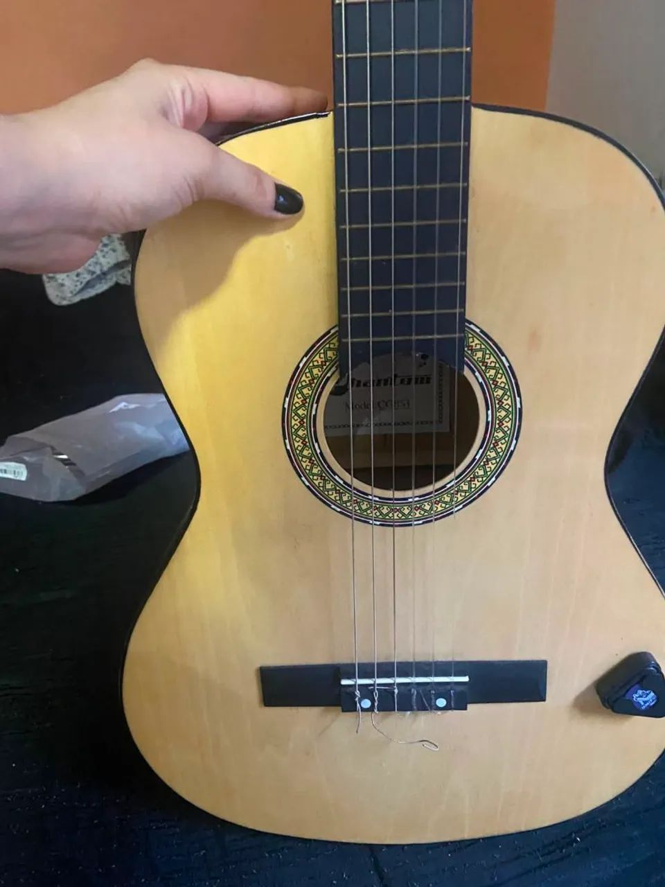 Vendo violão Phantom 