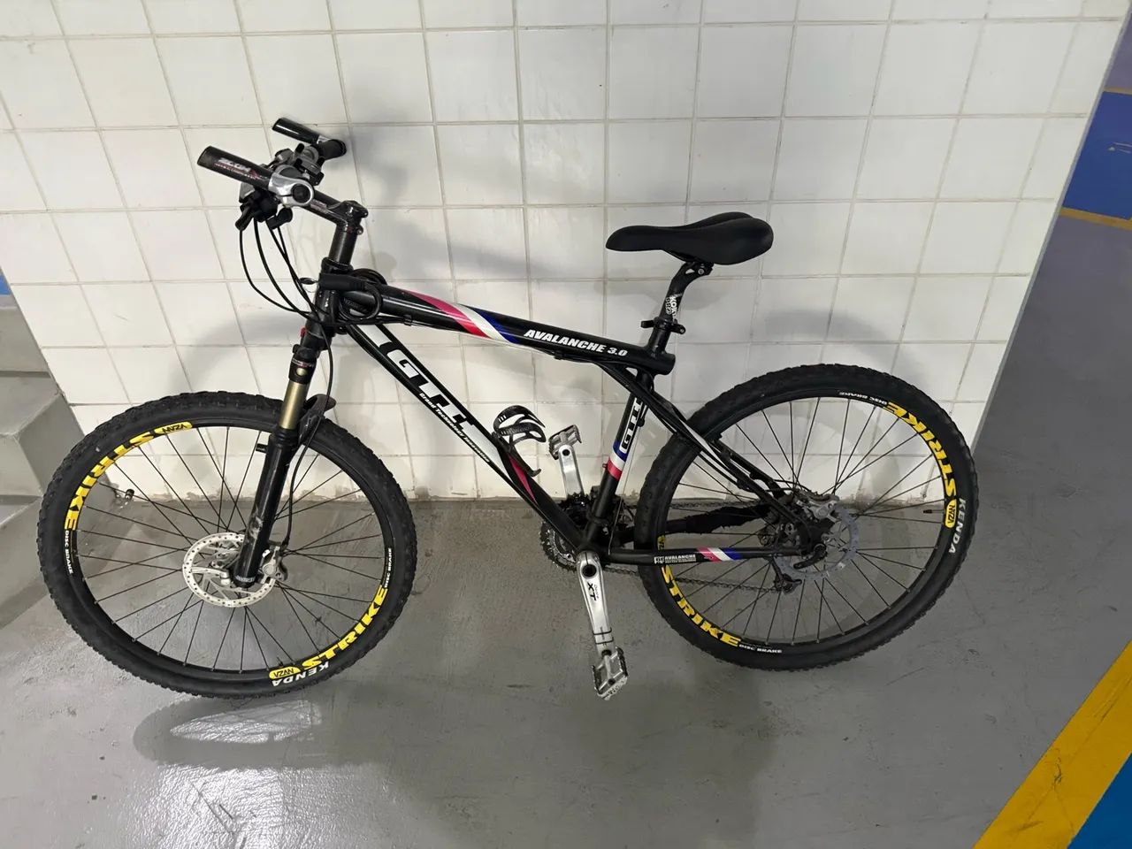 Bicicleta aro 27