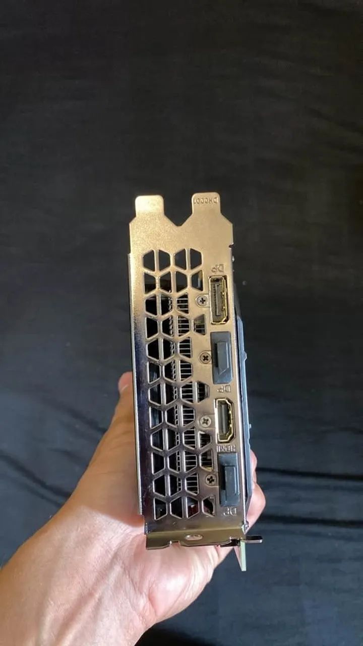 GTX 1660 SUPER 6GB - Foto 3