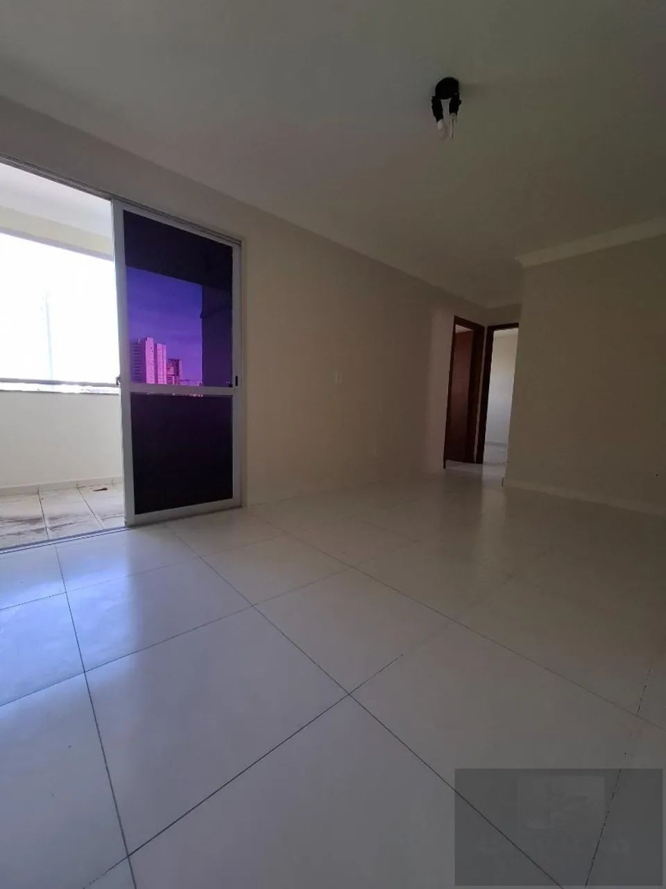 APARTAMENTO DE 02 QUARTOS - ED. EL MORYA - Foto 2