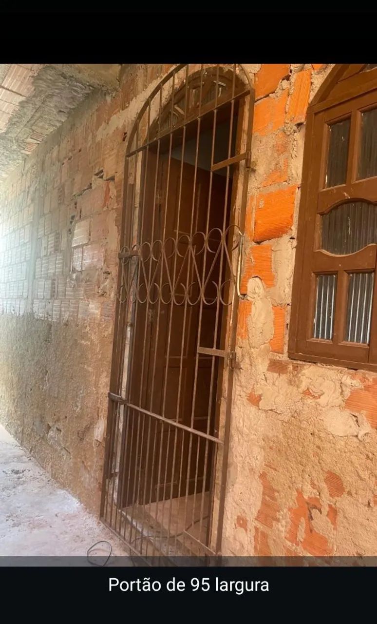 Colonial-style door grille with 95 cm width