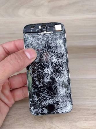 Compro seu iPhone com defeito na placa (Leia o Anúncio)