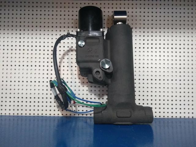 Power trim Evinrude