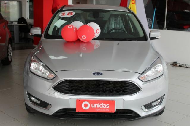 Oferta Focus Fastback Se Automático 2.0 2018 - Financiamos por todos os Bancos - Foto 4