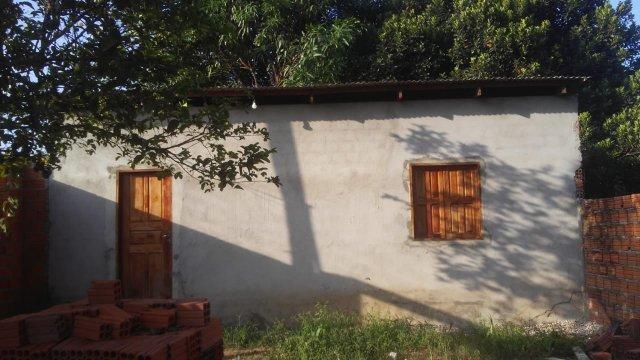 Vendo esta casa em fase de construção negocio ela com algo do meu interesse.