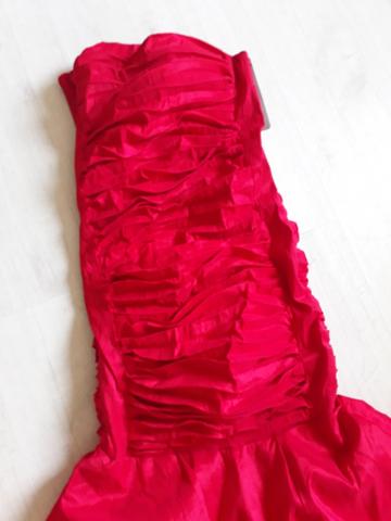 Promoção Vestido Longo Adulto vermelho em tafetá - Foto 2