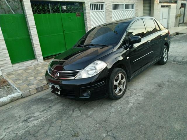 Nissan Tiida Sedan 1.8 - Foto 4