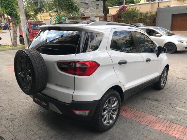 Ecosport freestyle 1.6 muito nova 1 ano de garantia unico dono - Foto 3