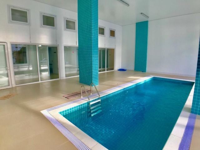Apartamento dois dormitórios c/ piscina.