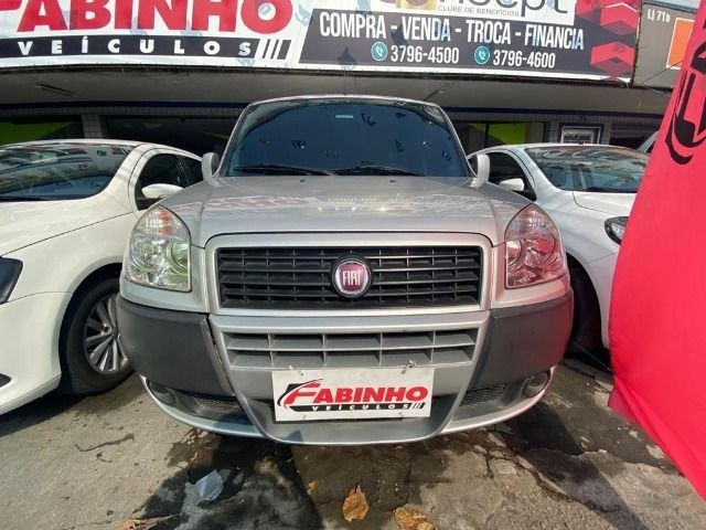 Doblo Essence 1.8 com GNV 7 Lugares - Foto 2