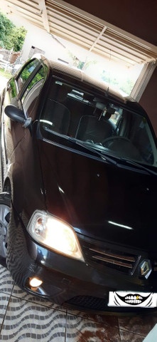 Vendo ou troco logan 1.6 8v completo - Foto 13