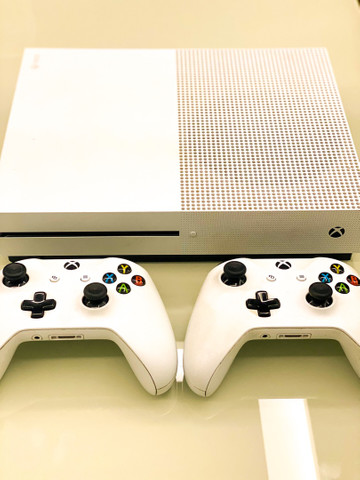 xbox one s1t