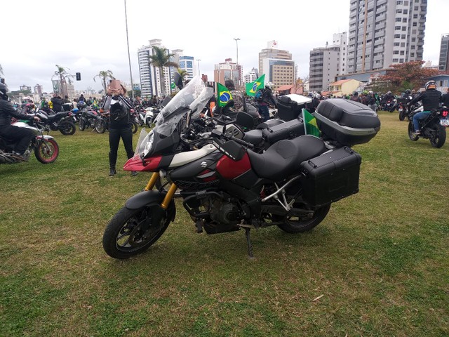 VSTROM COMPLETA E COM SEGURO TOTAL