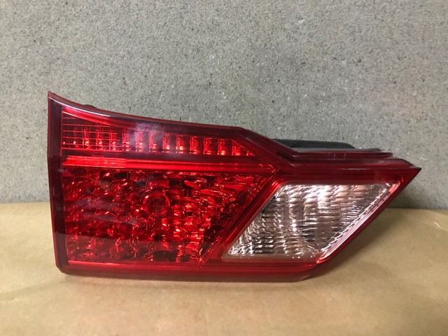 Lanterna Honda City (tampa)