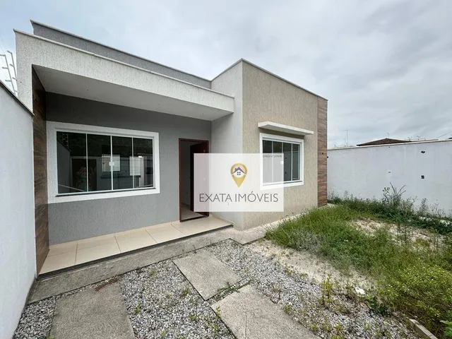 Casa com 2 quartos à venda, 60 m² por R$ 260.000 - Extensão Serramar - Rio das Ostras/RJ