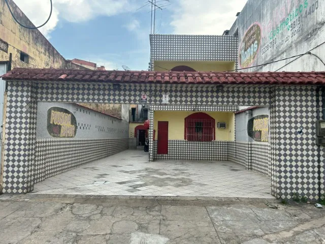 Prédio Comercial para diversos fins no Bairros do Marco, mas atualmente funciona um Motel
