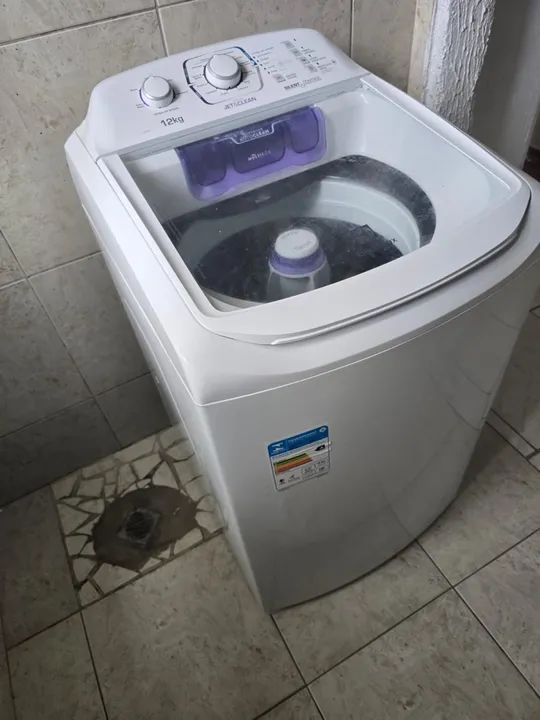 Máquina de lavar novo comprada em avril