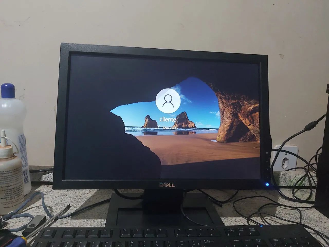 Monitor Dell de 17p ..