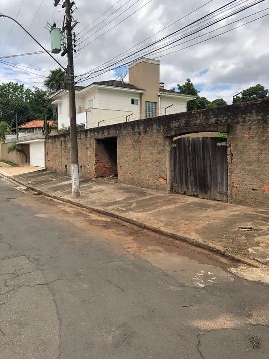 Terreno a venda no bairro Santa Cecília 