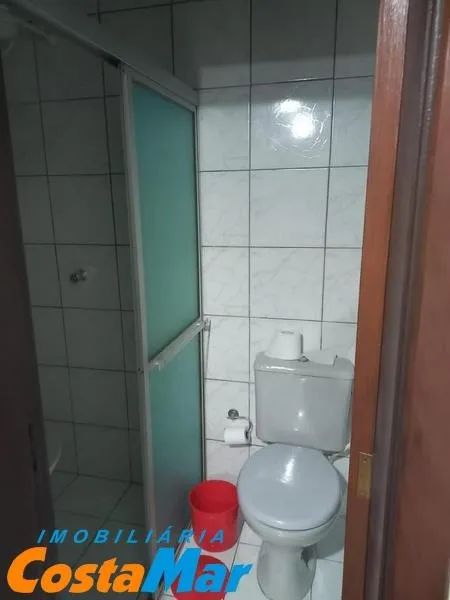 Casa a 1 quadra do mar locação de verão - Foto 4