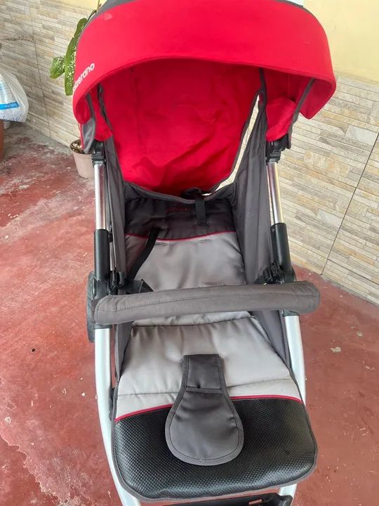 Carrinho de Bebê Apollo Grafite Vermelho