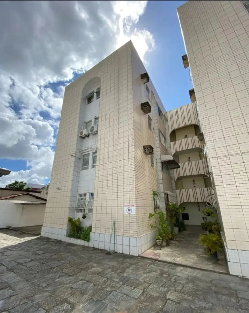 APARTAMENO NA IPUTINGA