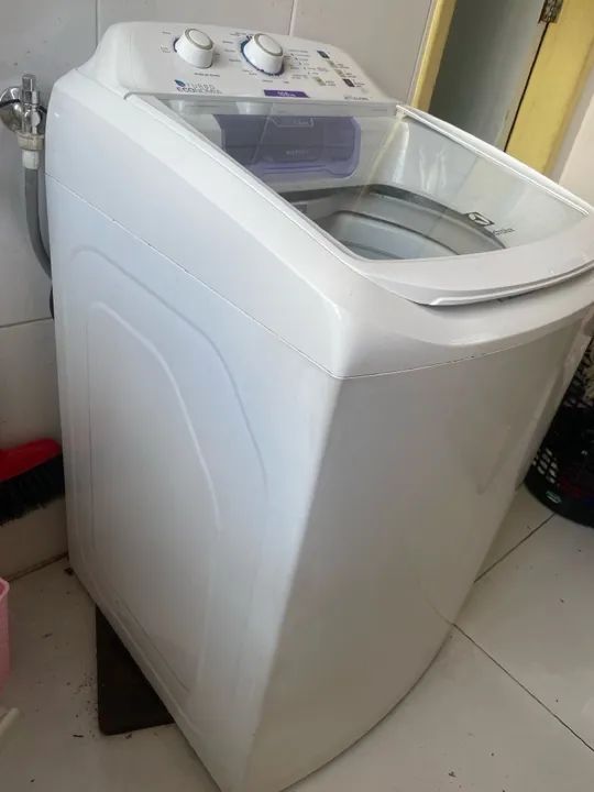 Máquina de Lavar Roupa Electrolux 10,5kg Turbo Economia - Foto 3