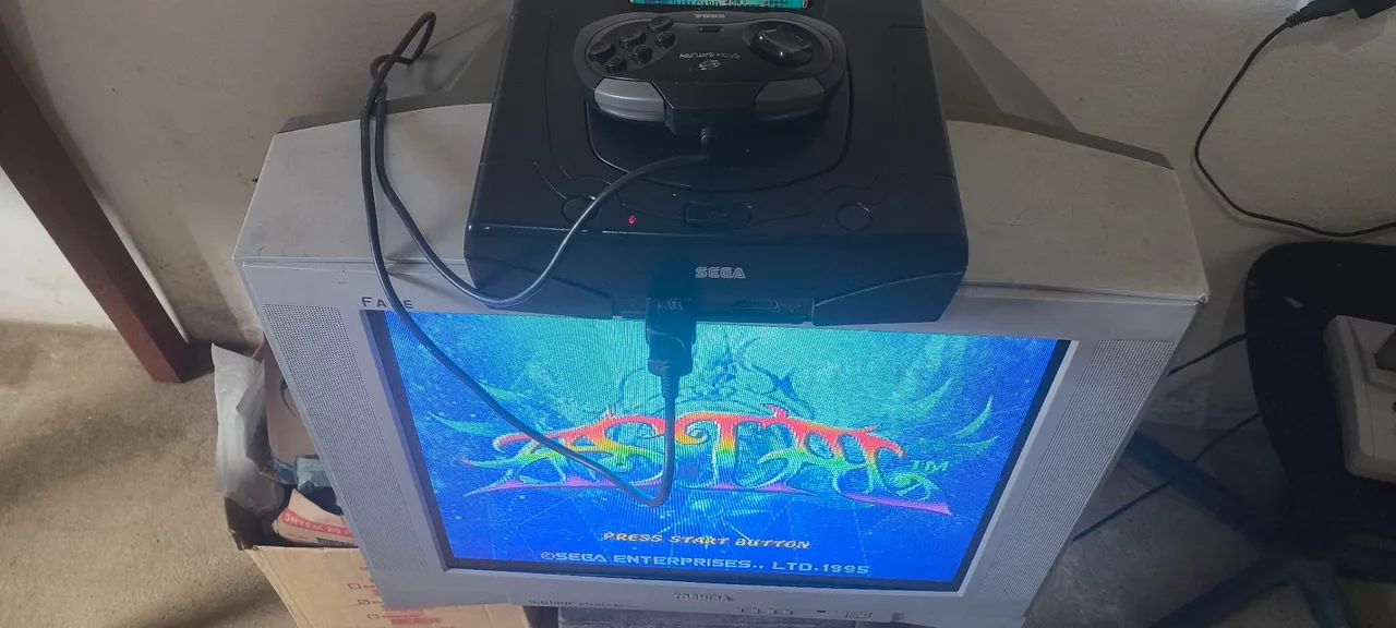 Sega Saturno desbloqueado por chip e com cartucho de Ram funcionando perfeitamente