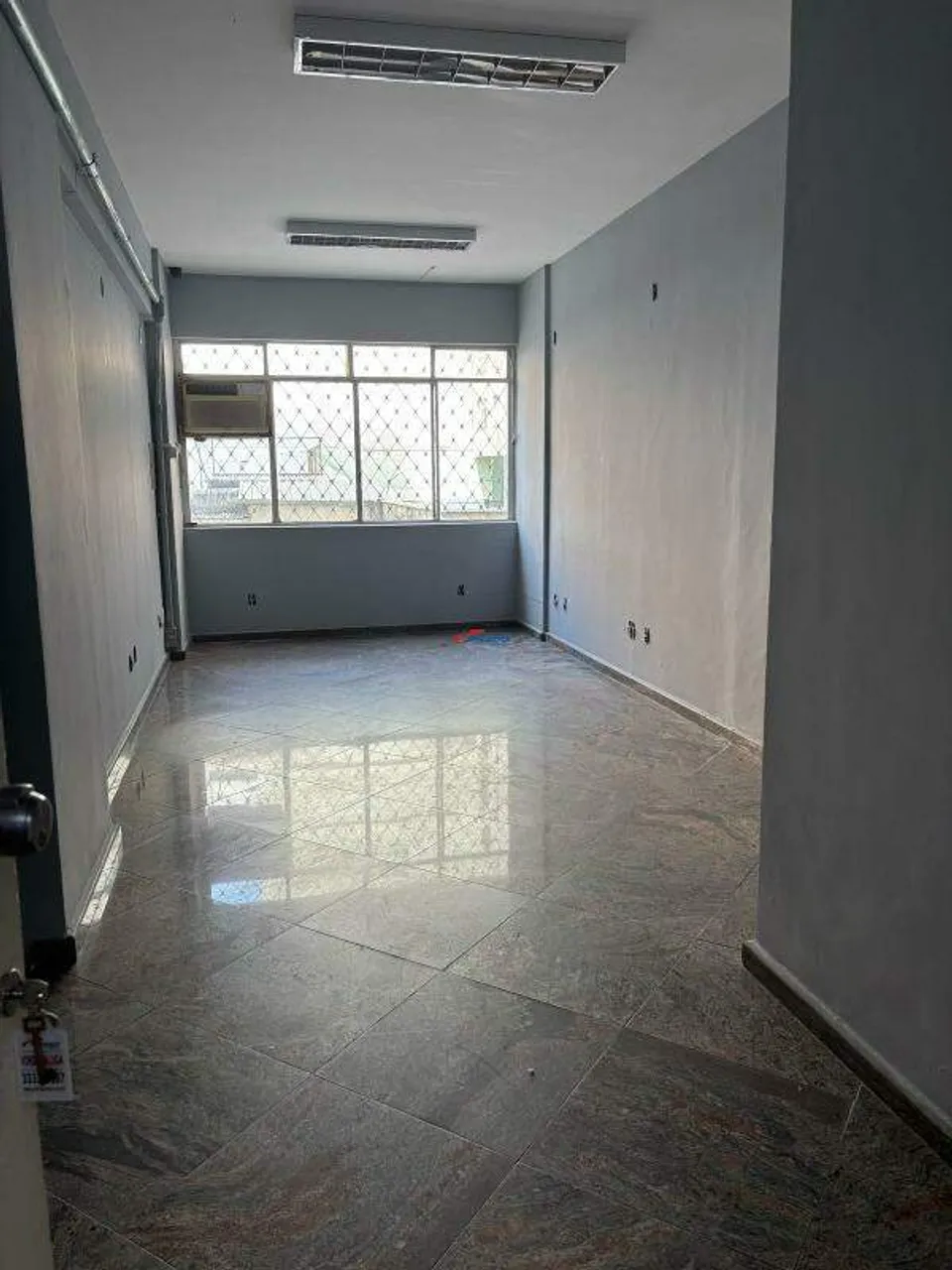 EXCELENTE SALA NO CENTRO DE BH!!!