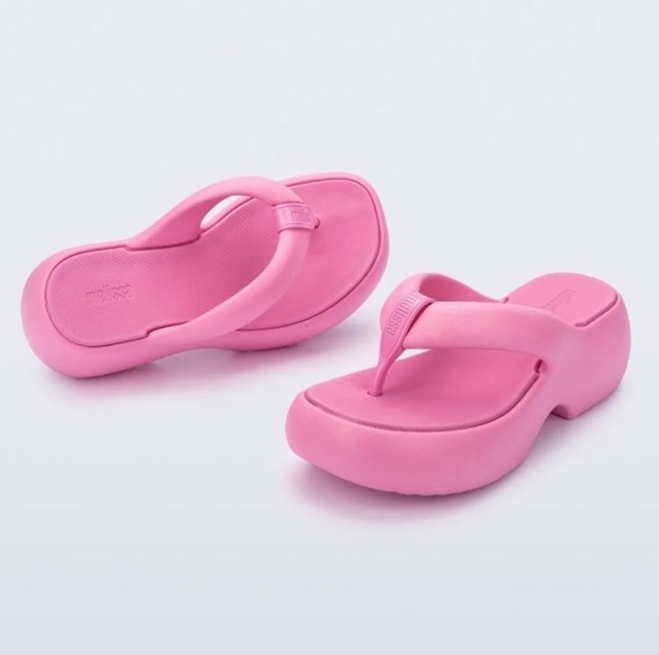 Chinelo Melissa Rosa - Novo!