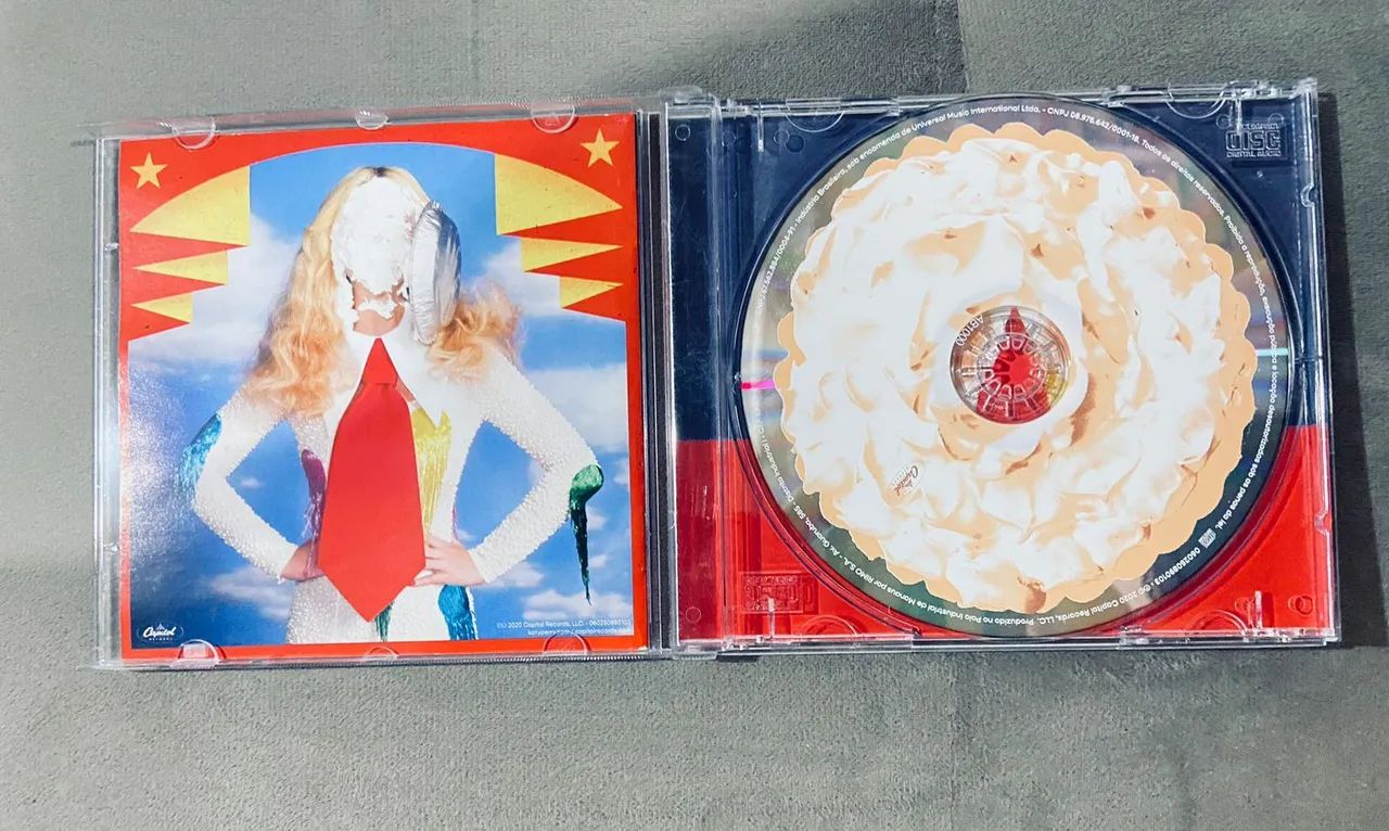 CD Katy Perry - Smile - Foto 2