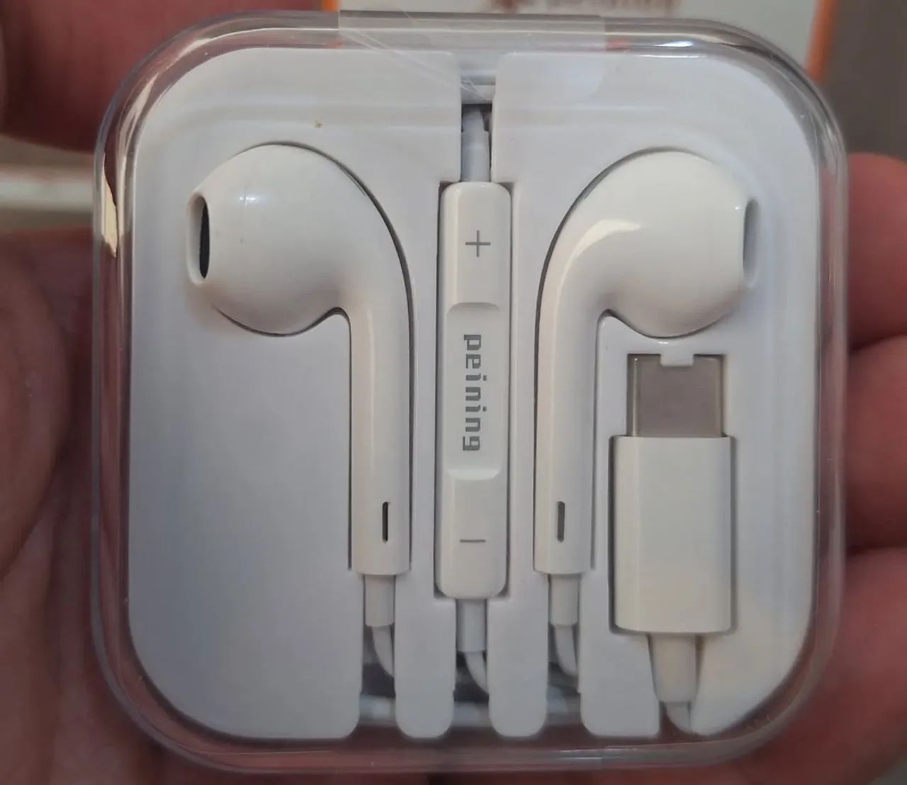 Fone de ouvido com fio - Conexão USB-C