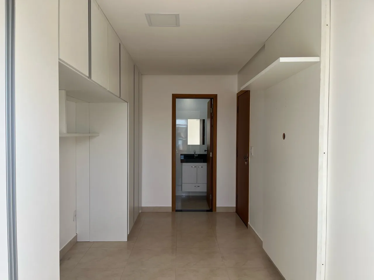 APARTAMENTO PARA ALUGAR 61- *