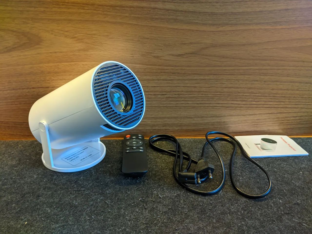 Projetor LED Ultra HD - Alta Qualidade de Imagem - Foto 4