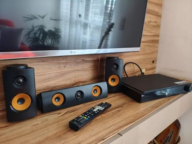 Home Theater LG 1200w - Blue Ray/3D/Bluetooth/Karaokê/Wireless