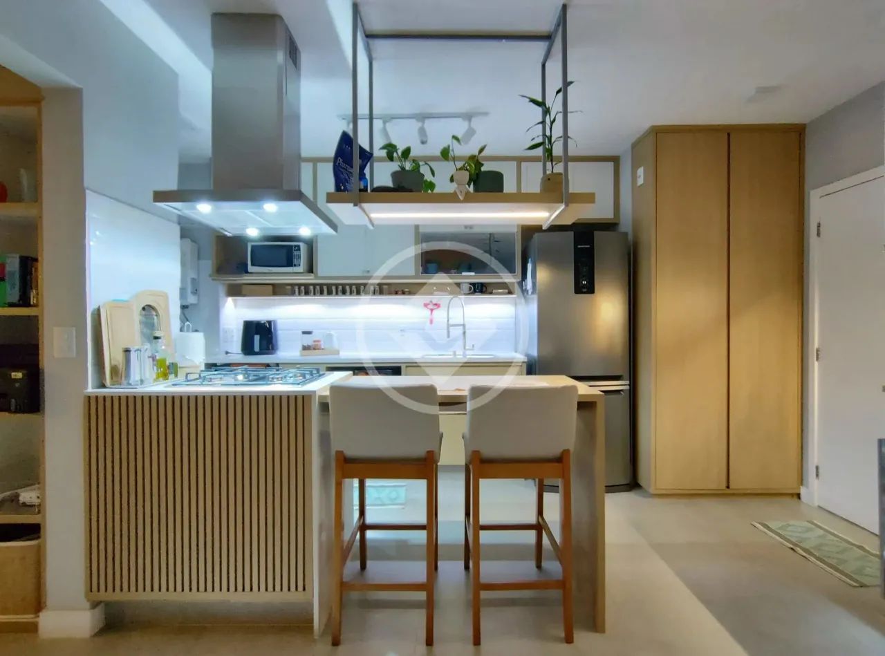Apartamento 91m2 | 2 Quartos - 1 Suíte | Ar Condicionado | Vaga de Garagem - Liberdade, Sã
