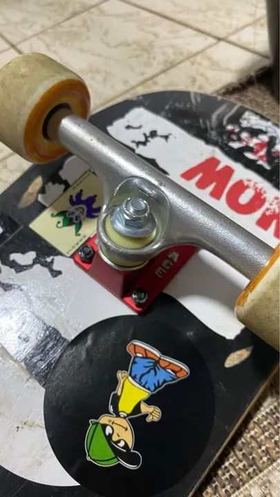 Vendo Skate Profissional, usado 5 vezes na pista  - Foto 3