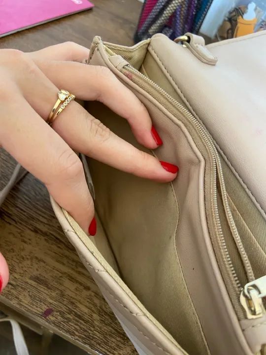 Bolsa Santa Lolla de Ombro Bege - Foto 4