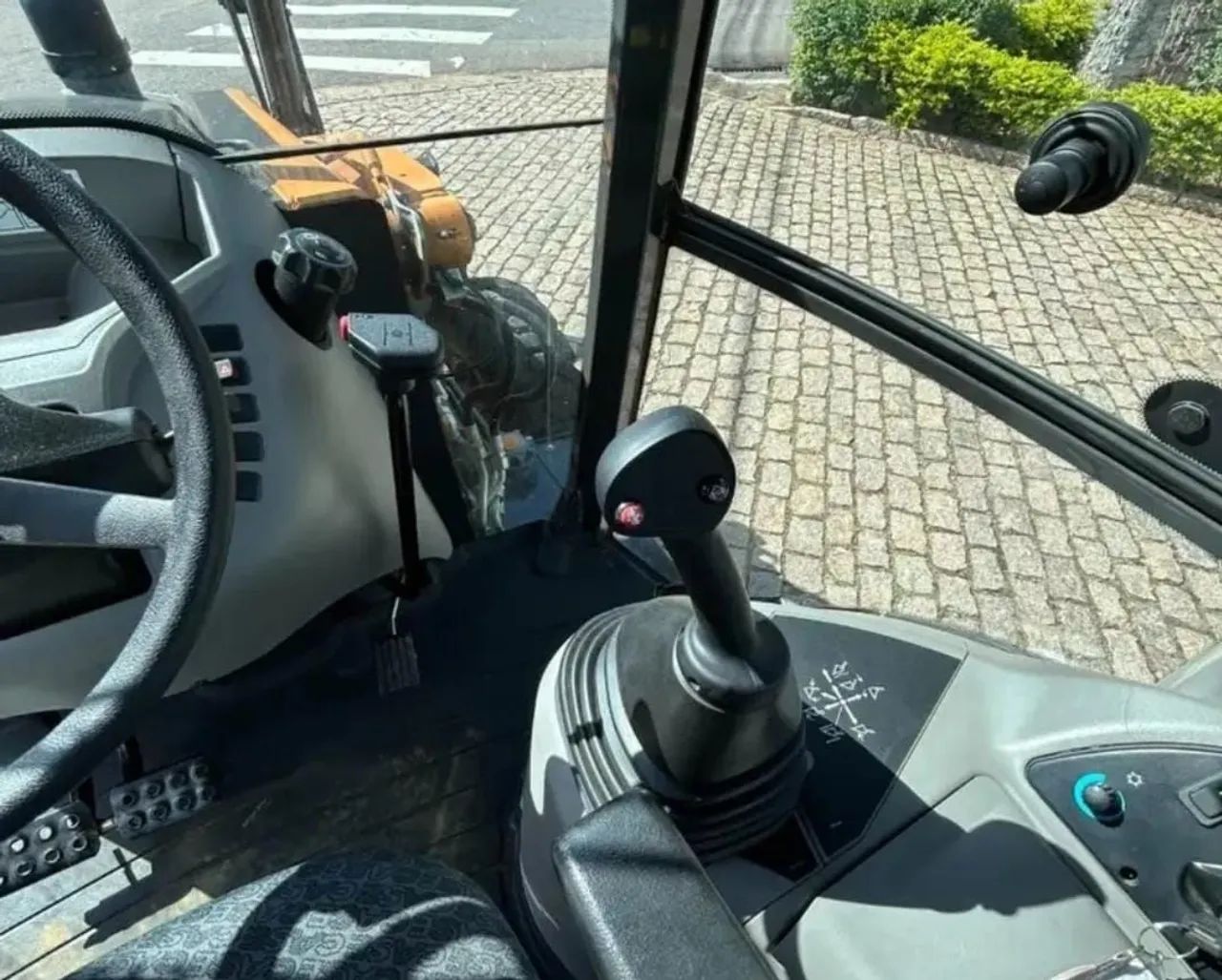 Retroescavadeira case 580n 4x4 2021 - Foto 5