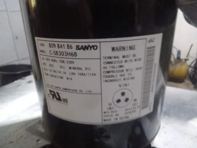 COMPRESSOR SANYO MOD: C-SB303H6B 220V TRIFÁSICO R22 - Ar