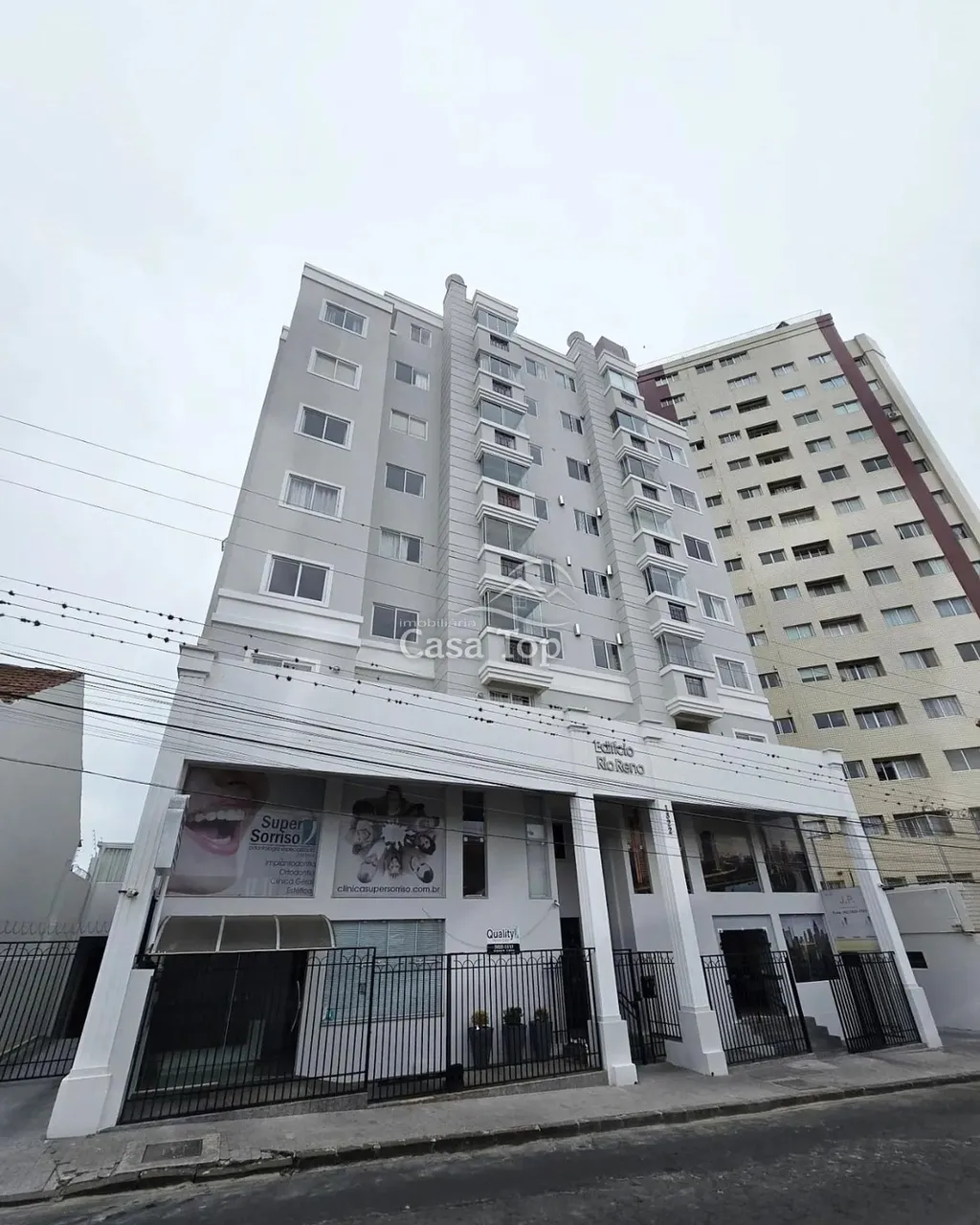 Apartamento mobiliado para alugar Edifício Rio Reno - Centro