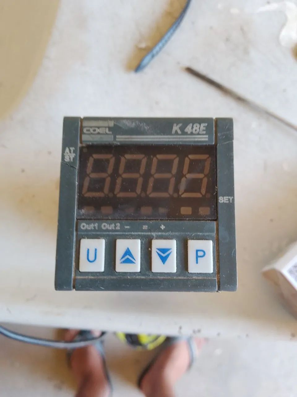 Controlado de temperatura COEL K48E
