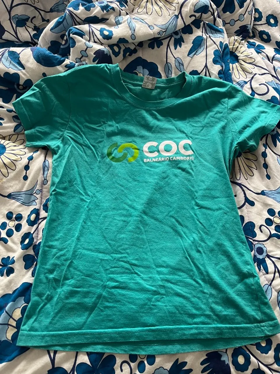 Camiseta uniforme COC Balneário Camboriú Verde Água Baby Look