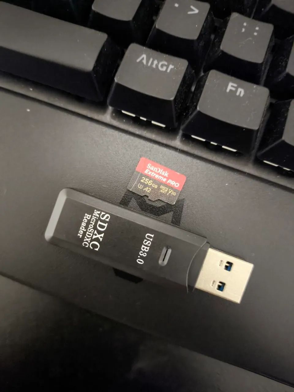 CARTÃO DE MEMÓRIA 256 GB SANDISK ORIGINAL,aceito proposta, FAÇO TESTE NA HORA  - Foto 2