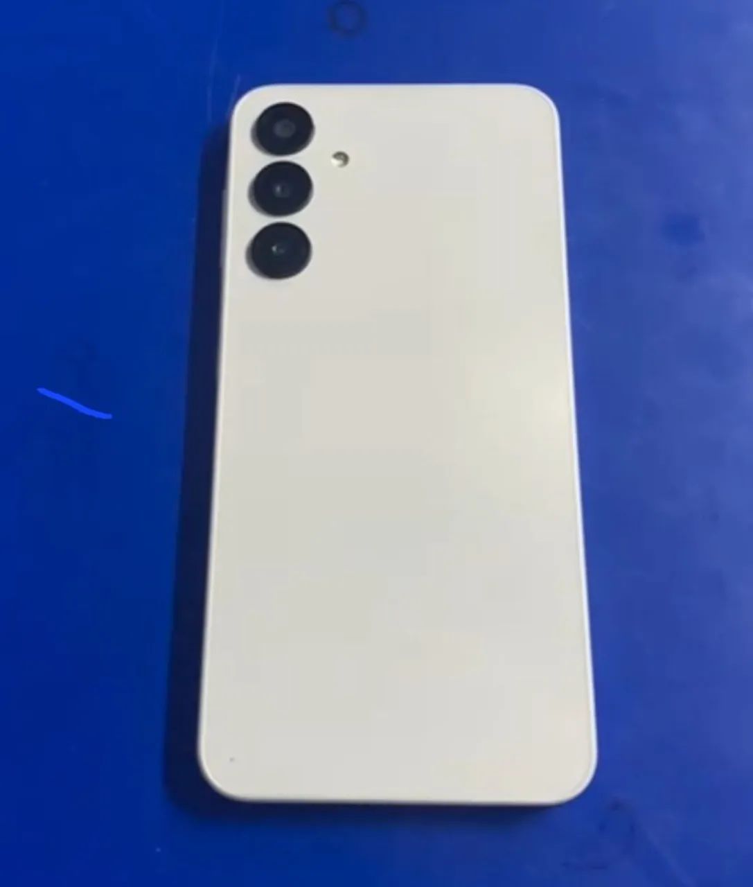 SAMSUNG A16 5g na caixa
