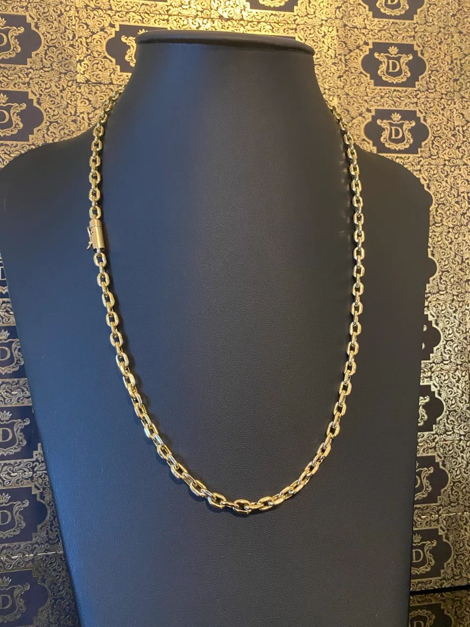 Corrente Cadeado em Ouro 18K - LIQUIDANDO !